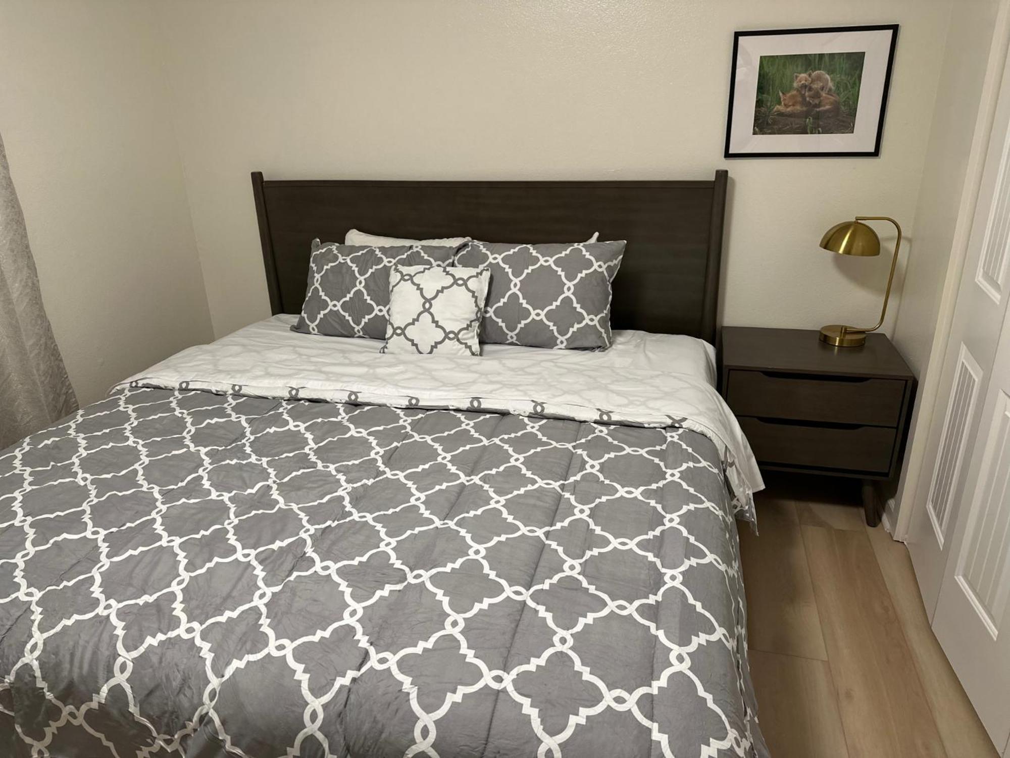 Stay Anchorage! Furnished Two Bedroom Apartments With High Speed Wifi Habitación foto