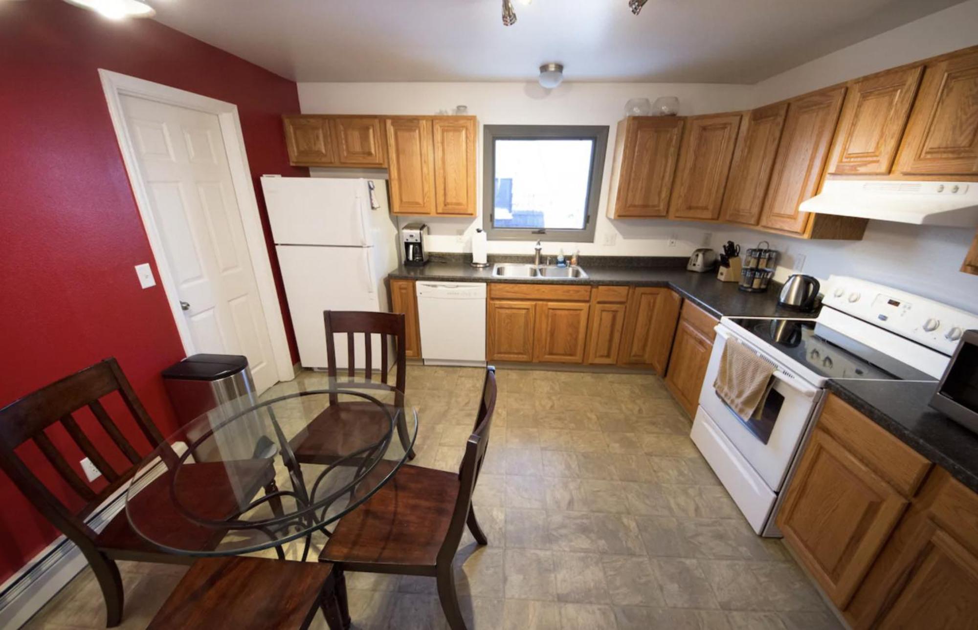 Stay Anchorage! Furnished Two Bedroom Apartments With High Speed Wifi Habitación foto